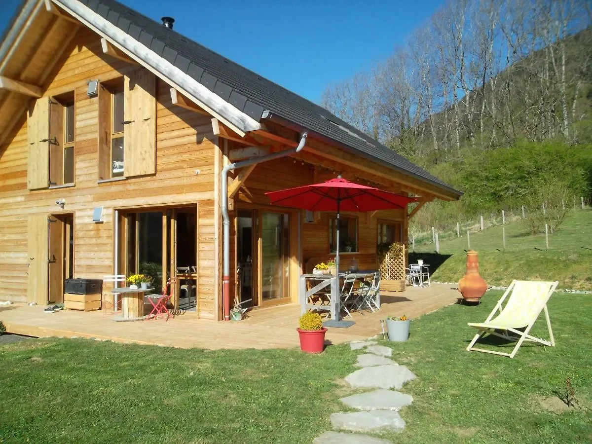 Bed and Breakfast La Buissonnière Le Noyer  0*, Le Noyer (Savoie)